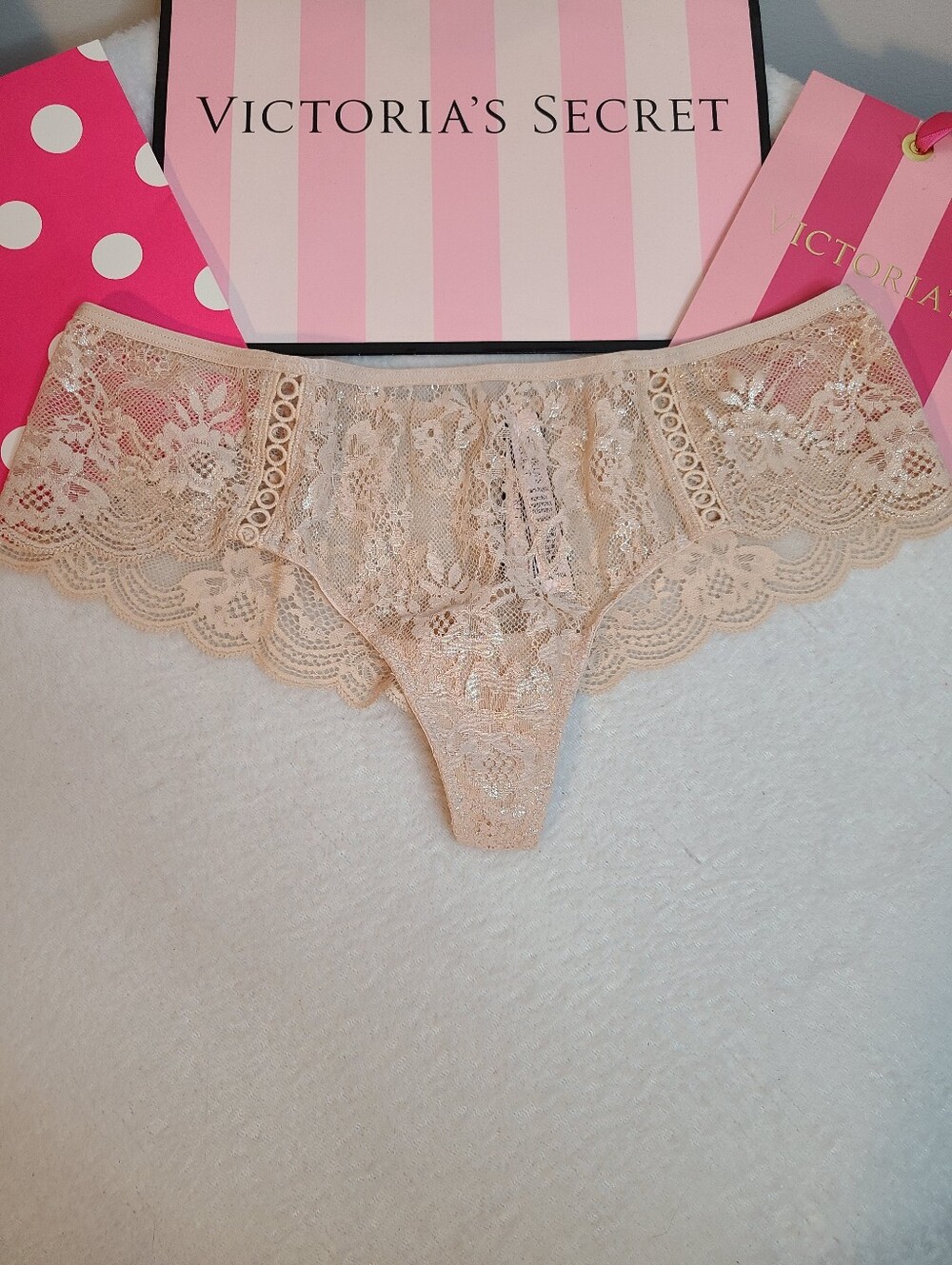 Retired VS Dream Angels Sheer Shimmer Lace Wide Side Thong Panty Size M